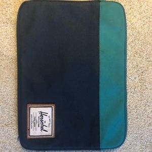 Herschel Laptop Case
